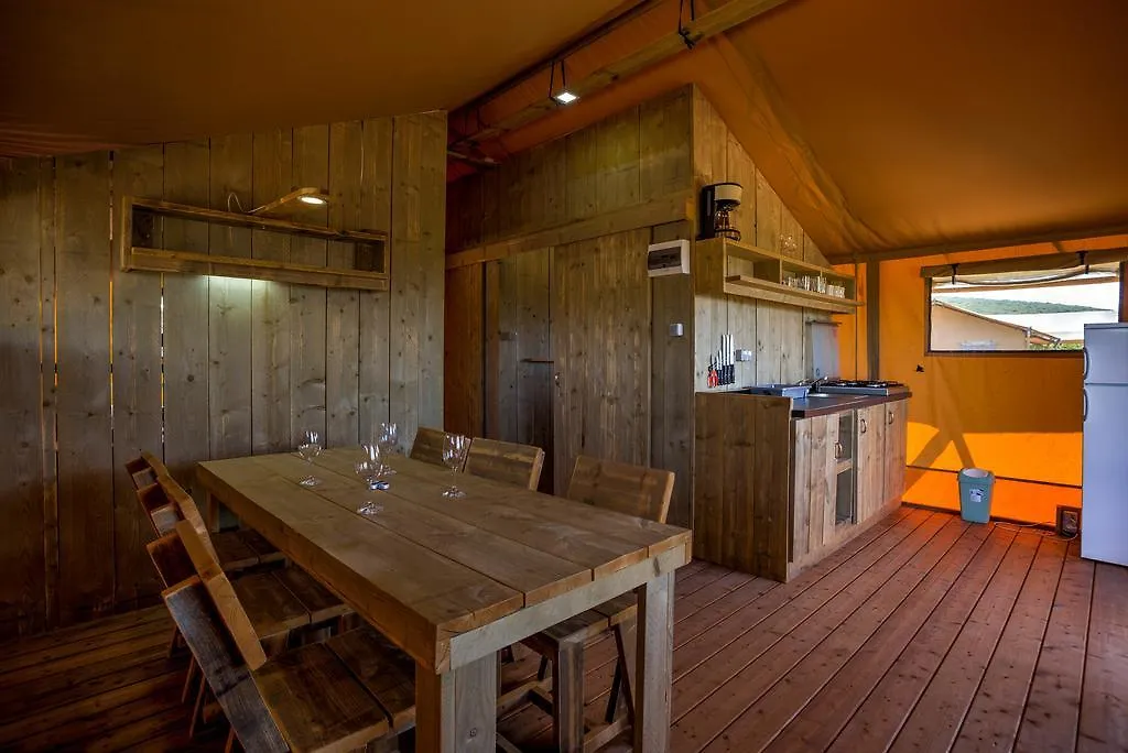 Hotel Marusina Olive Hills - Glamping & Minicamp Punat Campeggio